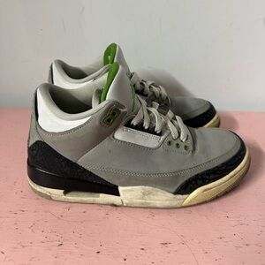 Size 8.5 Nike Air Jordan 3 Retro Chlorophyll |  136064-006